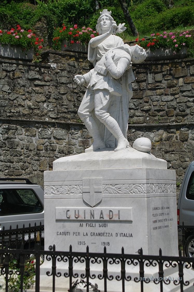 Guinadi · Monumento ai caduti in guerra