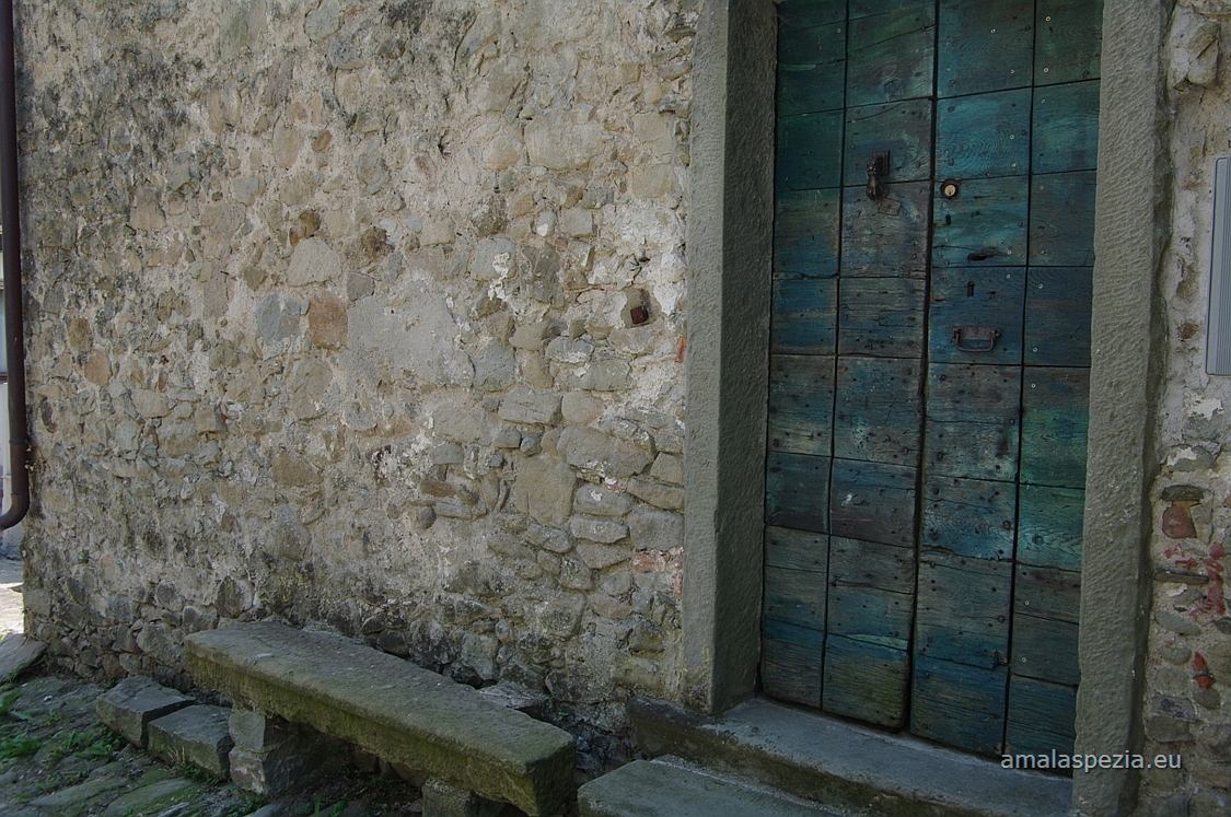 Guinadi · Esterno di casa vecchia