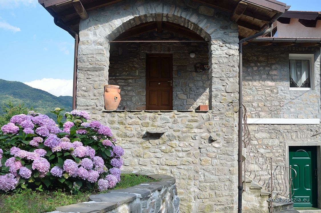Guinadi · Casa