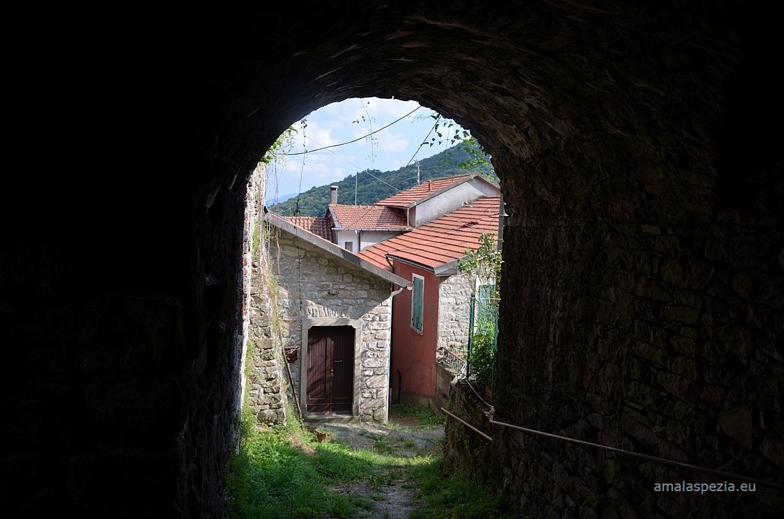 Guinadi · Passaggio