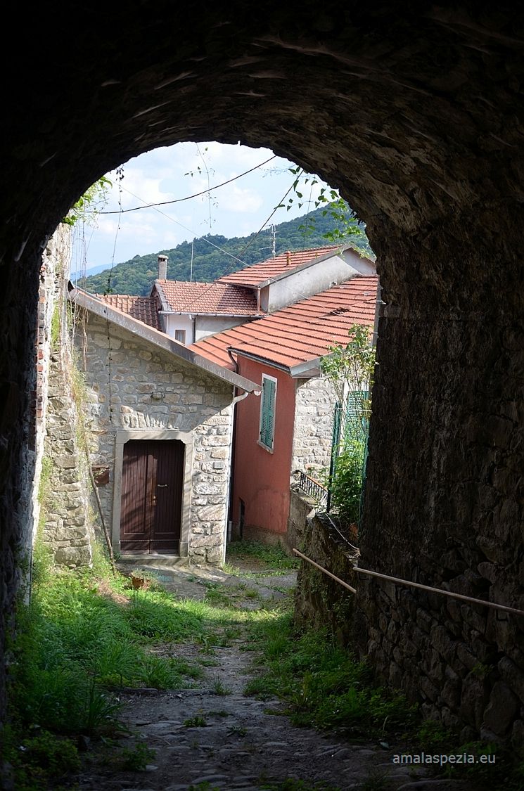 Guinadi · Passaggio