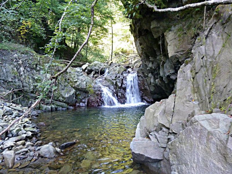 Cascade et vasque du fiume